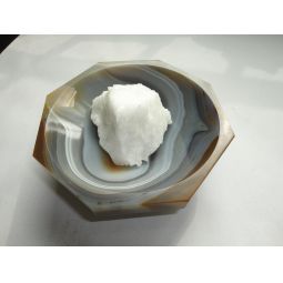 white corundum